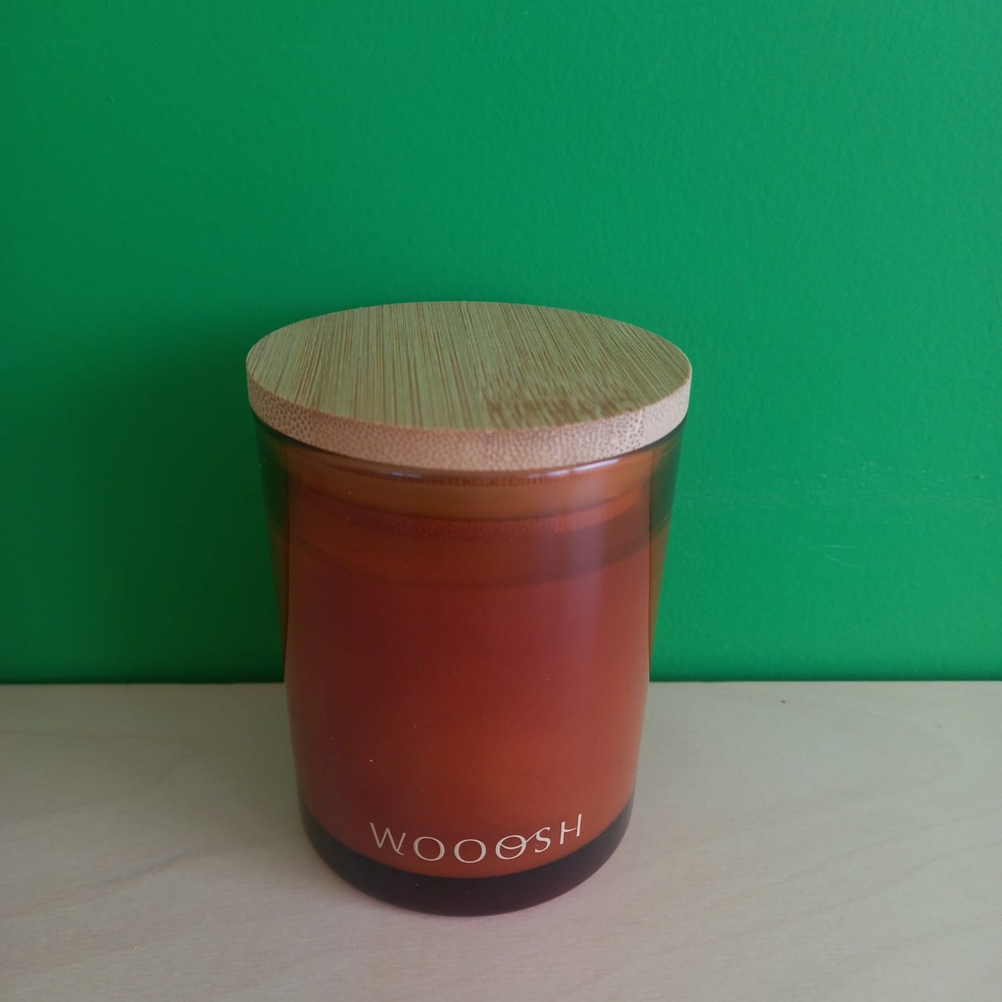 Geurkaars met houten deksel