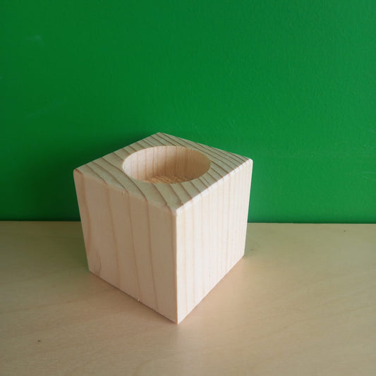 Houten kubus theelichhouder