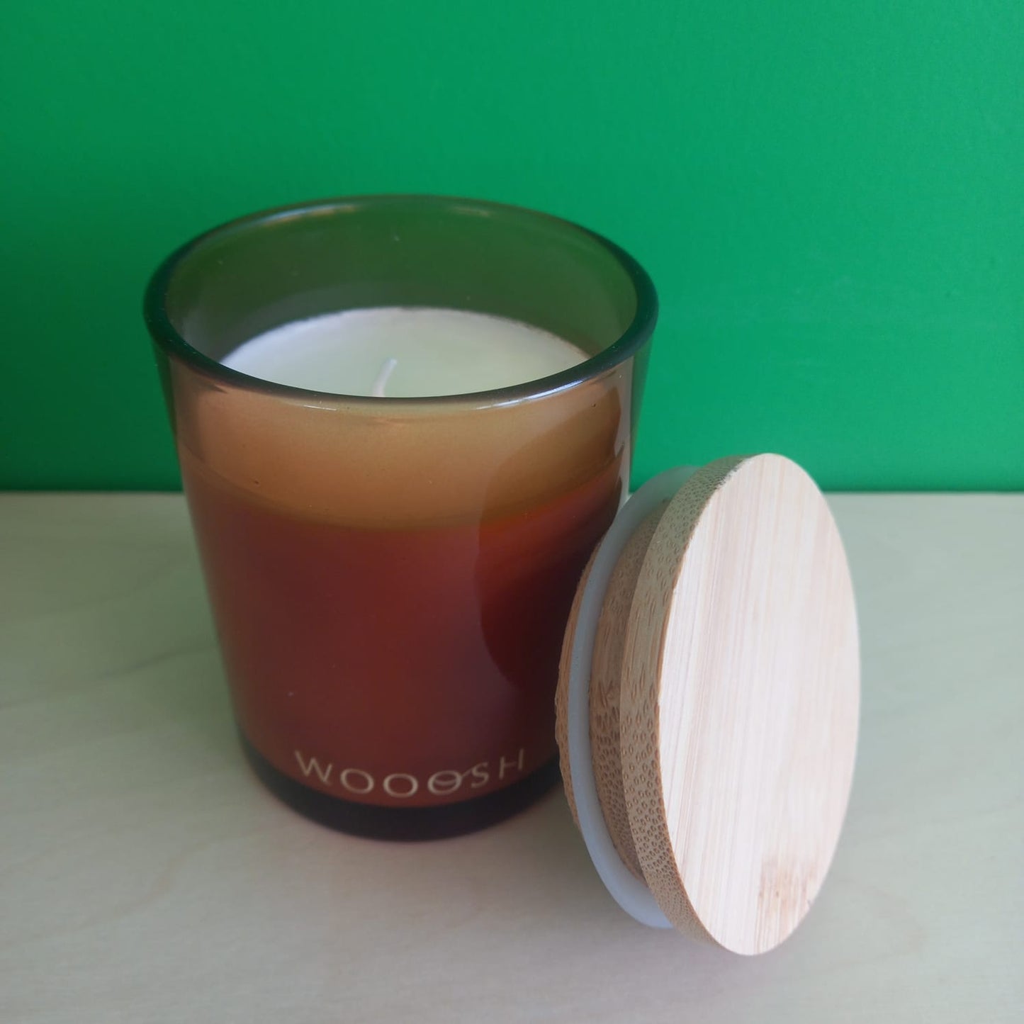 Geurkaars met houten deksel