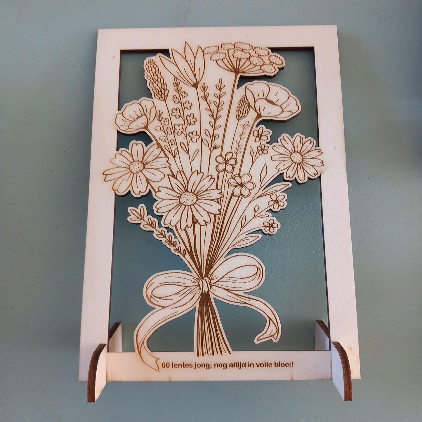 Kader met veldbloemen